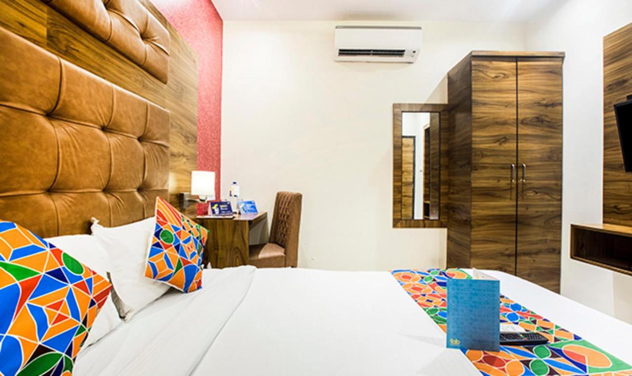 FabHotel Amour Andheri East Mumbai Exterior foto