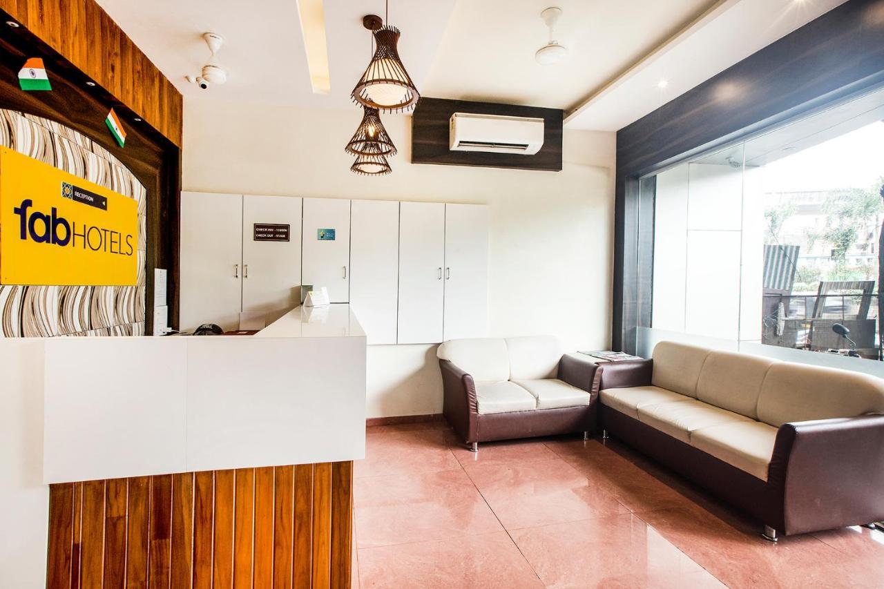 FabHotel Amour Andheri East Mumbai Exterior foto