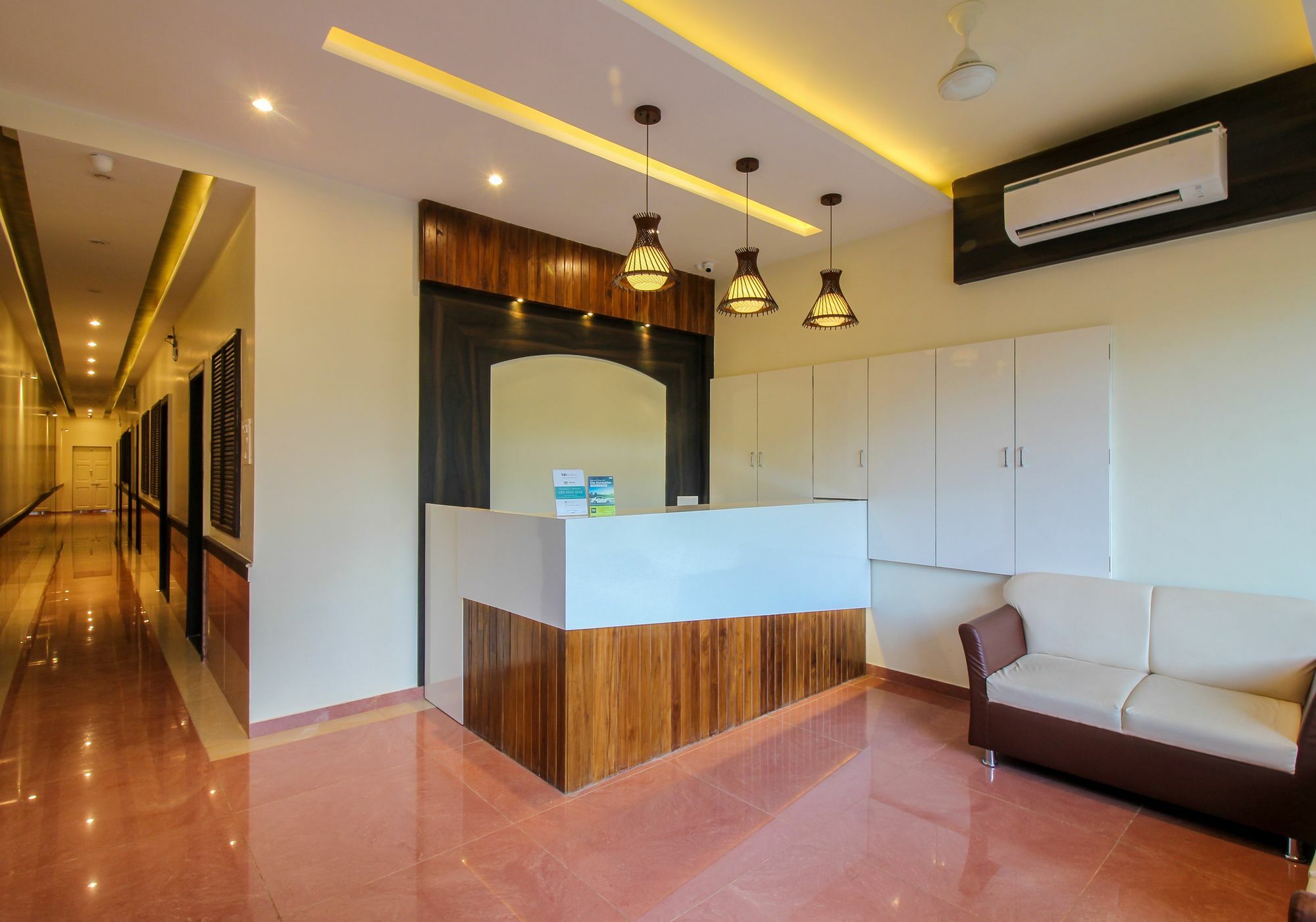 FabHotel Amour Andheri East Mumbai Exterior foto