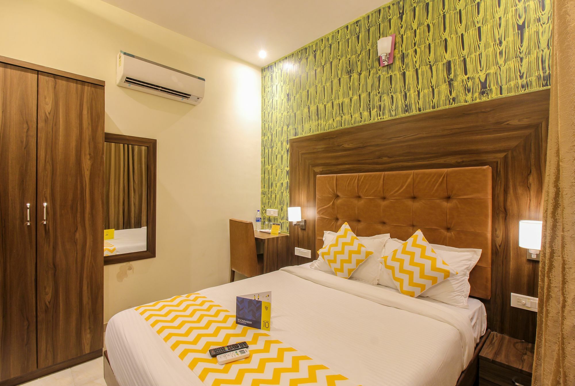 FabHotel Amour Andheri East Mumbai Exterior foto